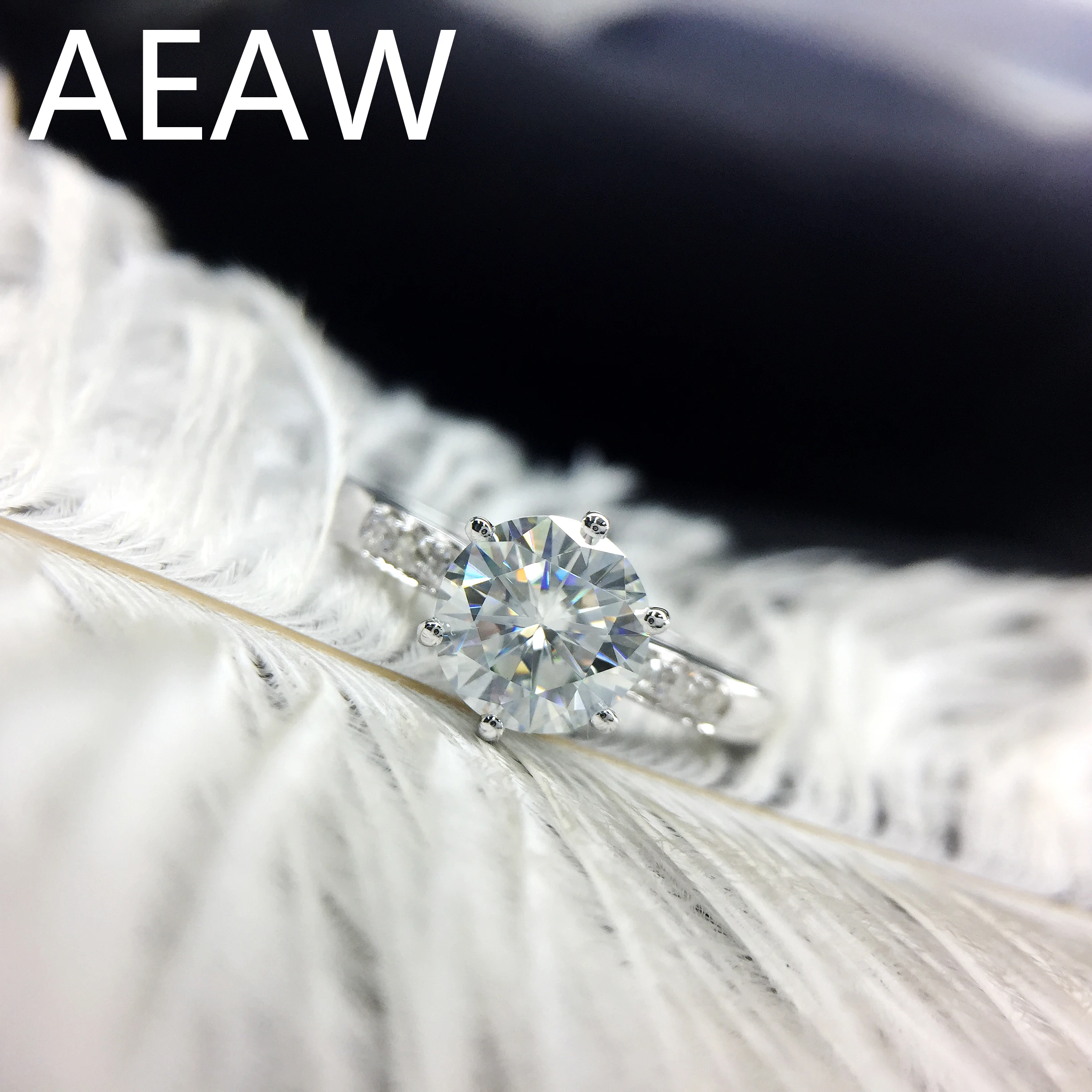 

Solid 18K White Gold 6 Prong DF Color VVS1 Round Cut 1ct Moissanite Engagement Ring Lab Grown Diamond Ring For Women