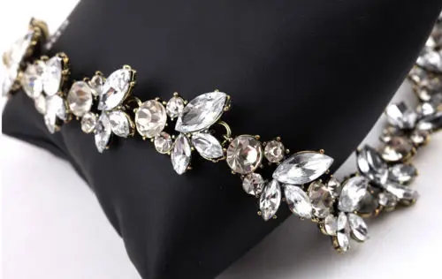 

Luxury Women Clear Crystal Leaf Flower Floral Wreath Retro Gold Choker Necklace Jewelry