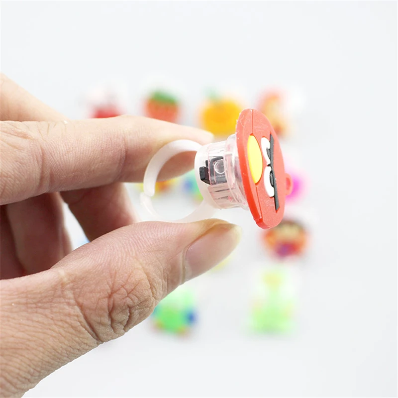 5pcs Luminous rings Ornament children's toys flash Party gifts LED Cartoon light glow in dark childs kids playing night | Дом и сад