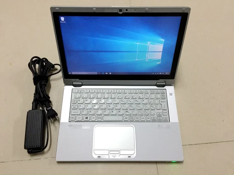 

P-anasonic laptop CF-AX2 I5 4G with 480GB Mini SSD with win10 system thin and light Used