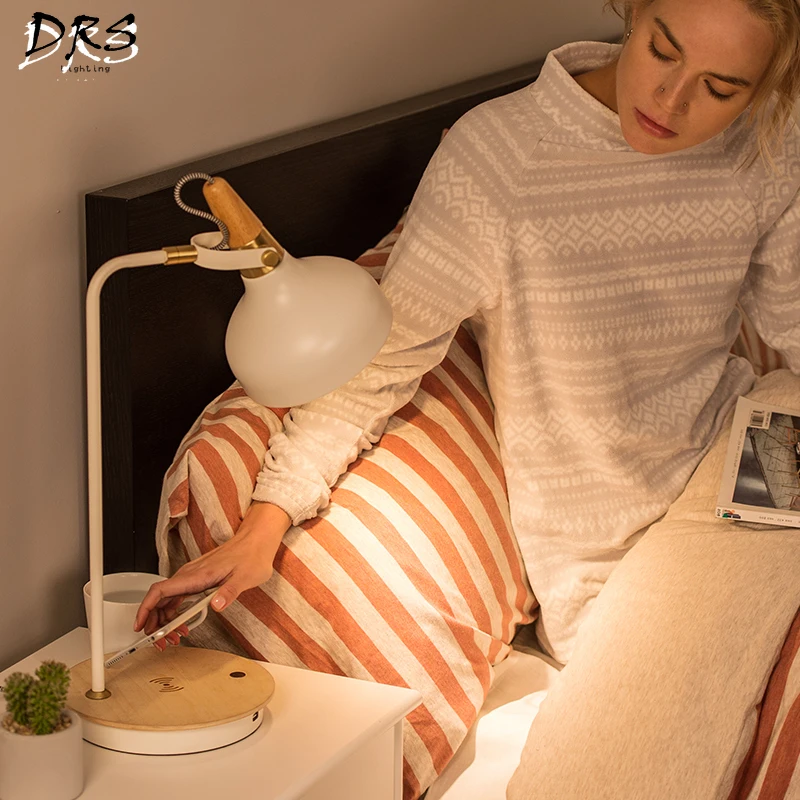 Светодиодная лампа в современном стиле креативный прикроватный светильник