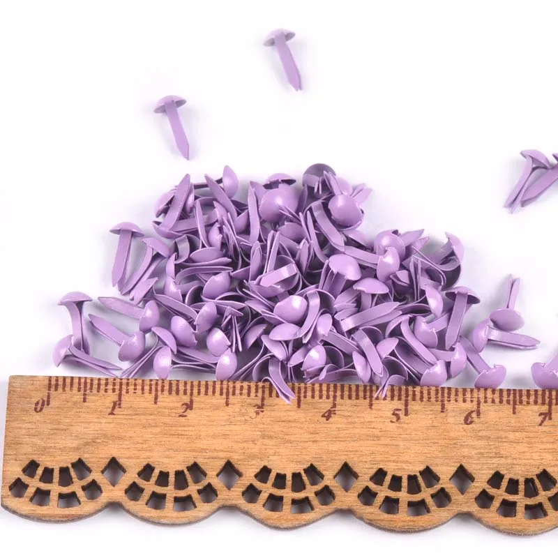 Purple 100 шт. смешанный металлический штифтики для скрапбукинга аксессуары украшения: застежка-липучка для декорированные туфли изготовления открыток «сделай сам» для дома 5x10 мм C2146 - Цвет: Purple