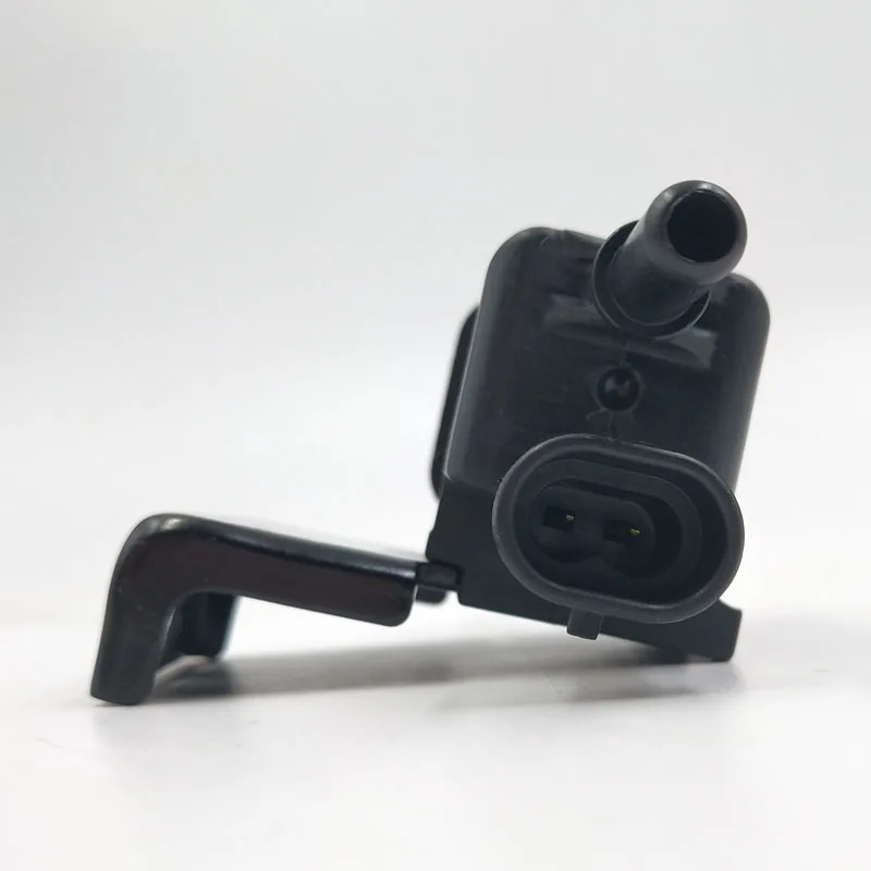 Бесплатная доставка высококачественный соленоидный клапан EVAP для очистки