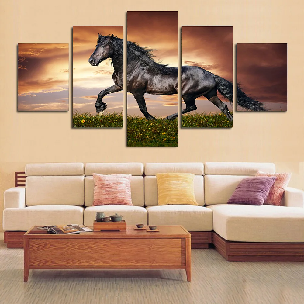 Free shipping 2017 New Style Frameless painting Black Stallion canvas wall art 5 panel for bedroom living room home decor | Дом и сад