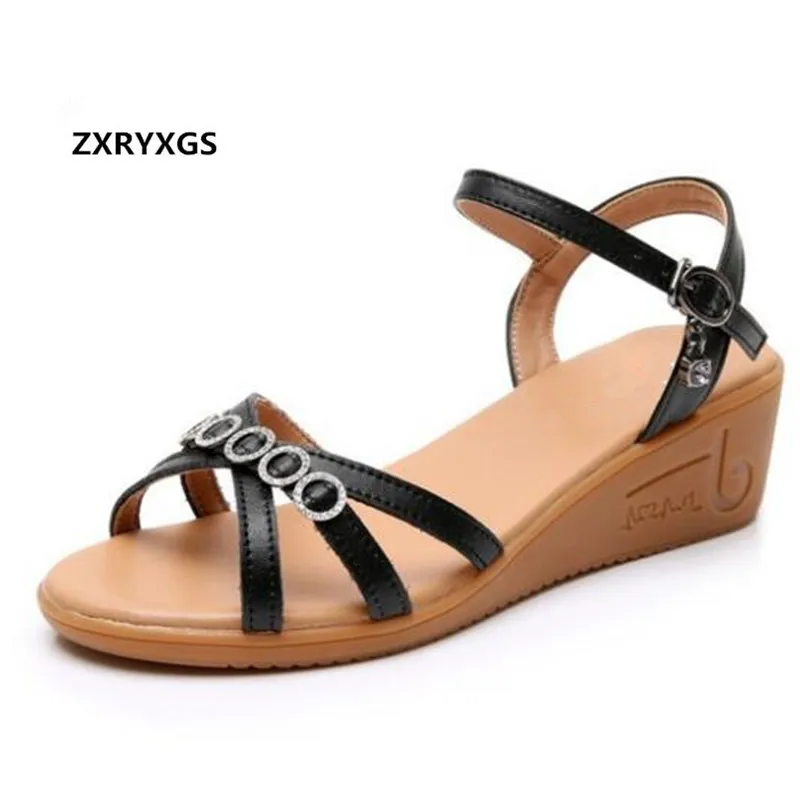 

2019 New Open Toe Cowhide Leather Sandals Women Shoes Flat Soft Bottom Non-slip Large Size Wedges Sandals Summer Fashion Sandals