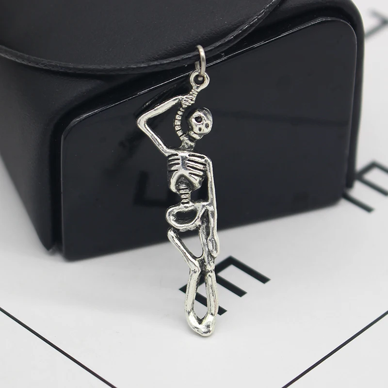 

Fashion Skull Skeleton Pendant Necklaces Choker Steampunk The Walking Dead Ghosts Zombie Leather Rope Chain Necklace For Men