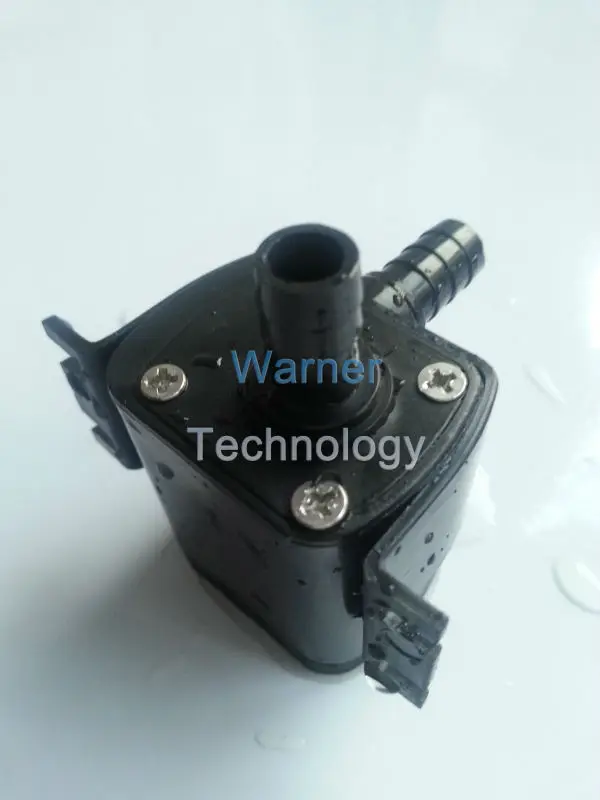 Маленький водяной насос 12 В постоянного тока микро Бесщеточный Водяной