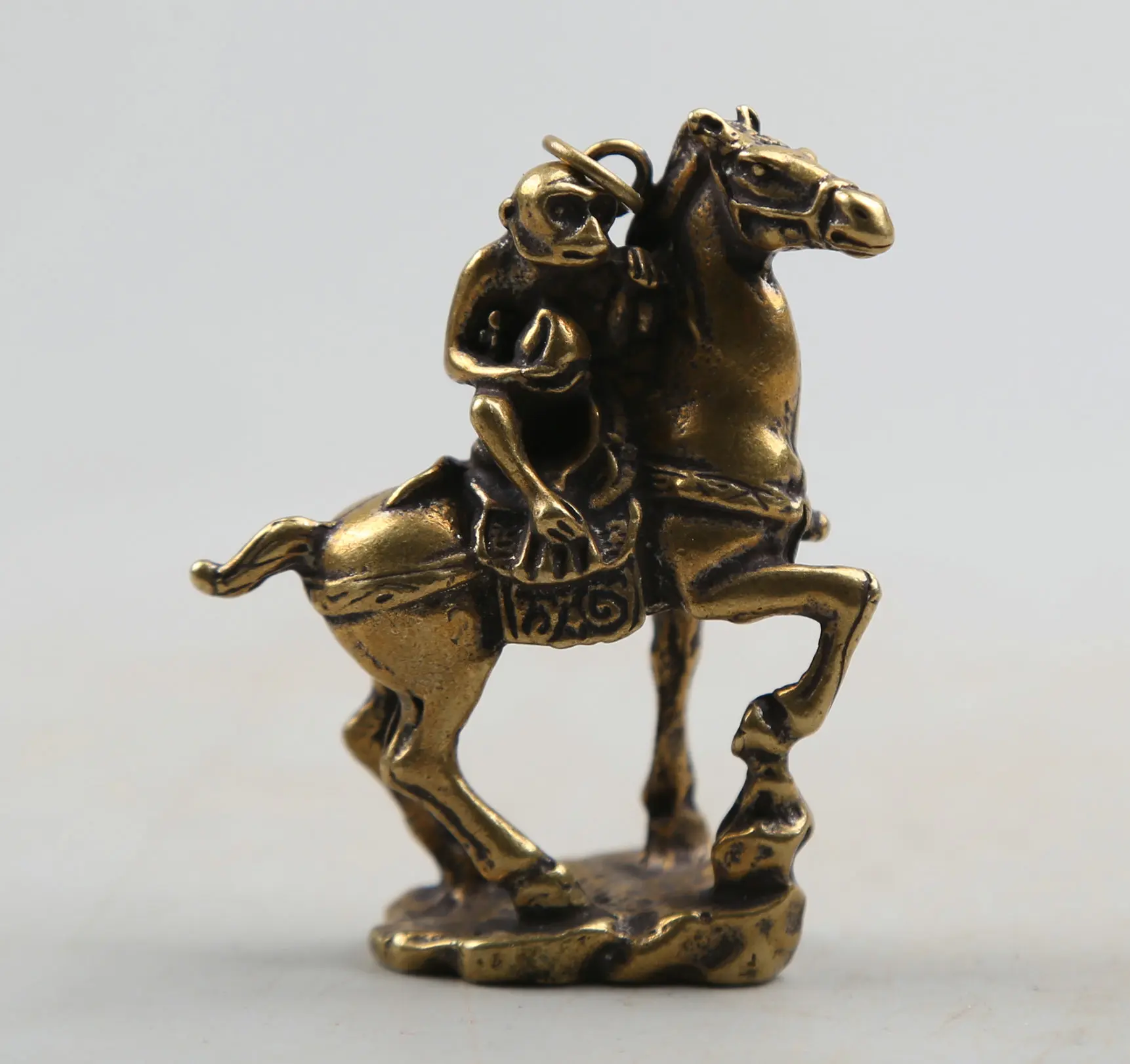 59MM/2.3&quot Collection Curio Rare Chinese Fengshui Bronze Exquisite Animal 12 Zodiac Year Monkey Ride Horse Pendant Statuary 73g | Дом и сад