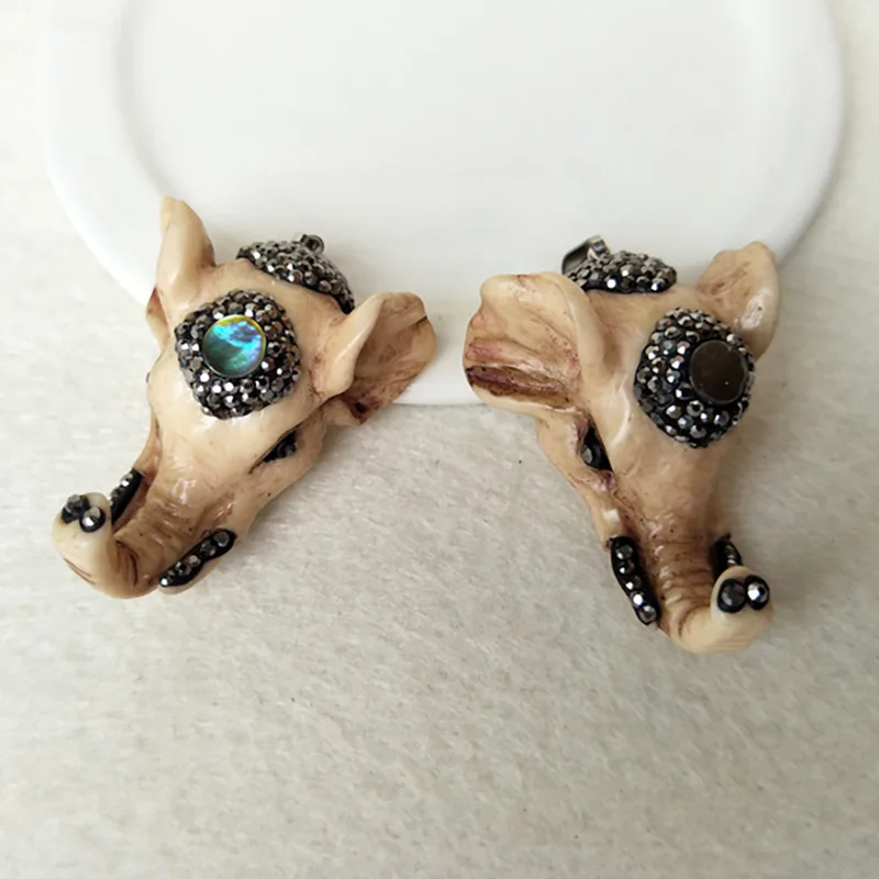 

5pcs Natural Ox Bone elephant trunk Pendant,with rhinestone crystal Zircons Paved Charms for DIY jewelry necklace making P584
