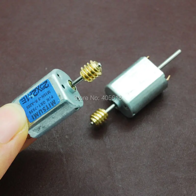 Фото 2 шт. Mitsumi 12V 030 Двухосная углеродная щетка мотор высокая скорость 13500 об/мин DC микро 2 шт. Mitsumi 12V 030 Двухосная углеродная щетка мотор высокая скорость 13500 об/мин DC микро