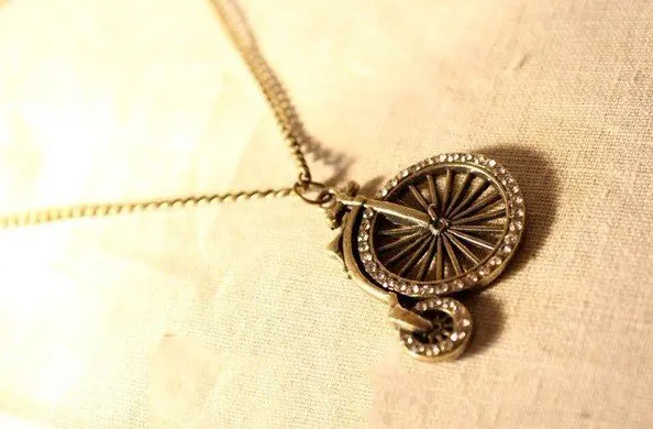 Hot Selling Free Shipping Fashion Vintage Traditional Bike Pendant Necklace N70 | Украшения и аксессуары