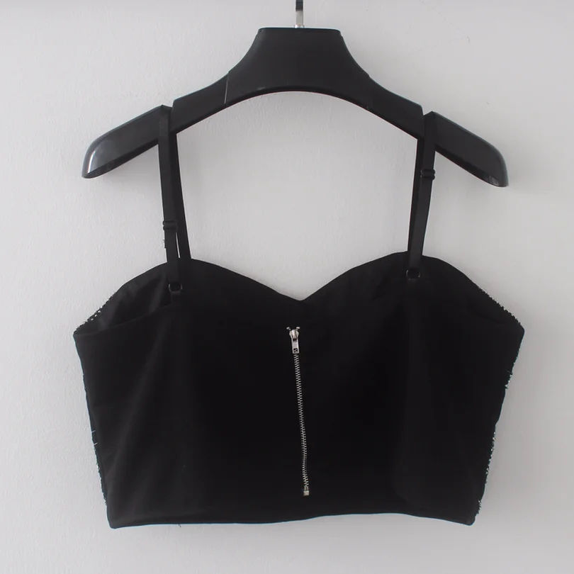 Винтажный топ в клетку с цветочной вышивкой украшенный бисером милым вырезом на