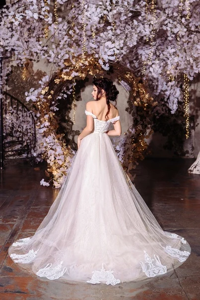 

2019 vestido de novia lace appliques off shoulder court train sweet heart neckline wedding dress mermaid cut bridal gowns HA019