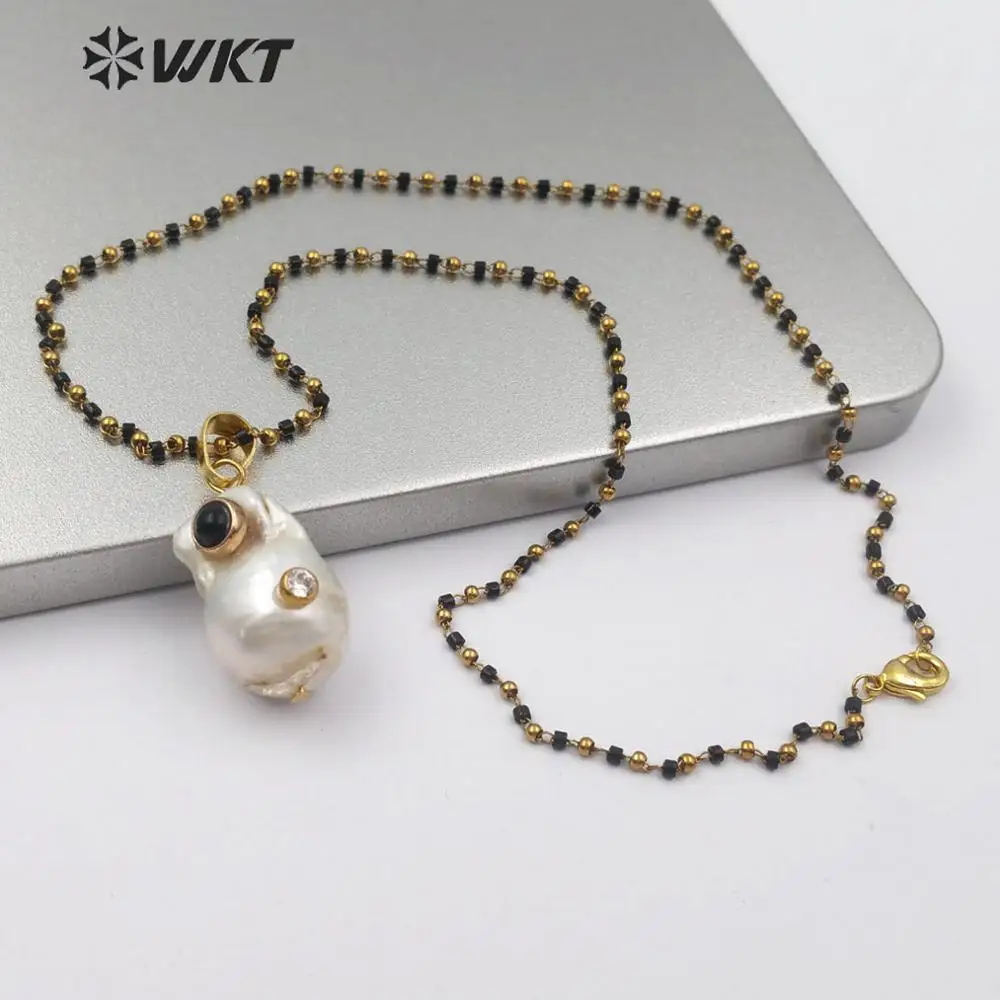 

WT-JN091 White Baroque Pearl Necklace Pearl With CZ&Gemstones Beads Charm Women Fashion Necklace Jewelry Colorful Necklace