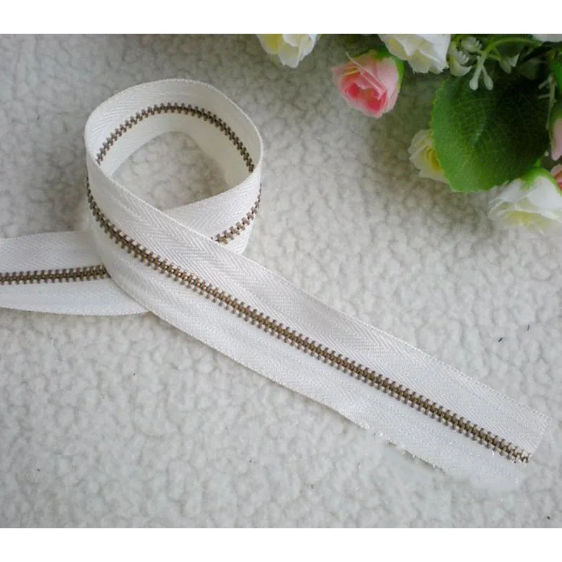 white Meetee 3 ярдов металлическая молния бронзового цвета 3# размер DIY аксессуары ручной работы u-образный код стоппер ползунки для одежды сумочка Сумочка поставка кошелька - Цвет: white