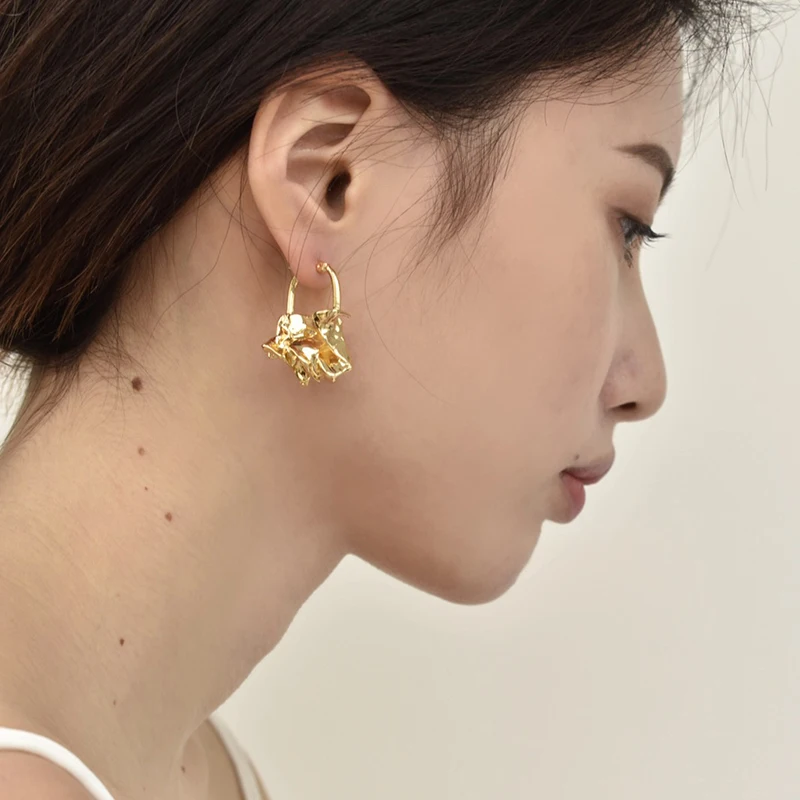 Peri'sBox Instajewelry, твердые золотые сморщенные серьги-кольца для женщин, шикарные серьги с абстрактным дизайном, Необычные массивные Серьги Знаменитостей