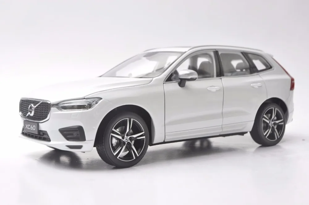 1:18 литая модель для Volvo XC60 XC белый внедорожник игрушечный автомобиль миниатюрная коллекция подарки XC 60