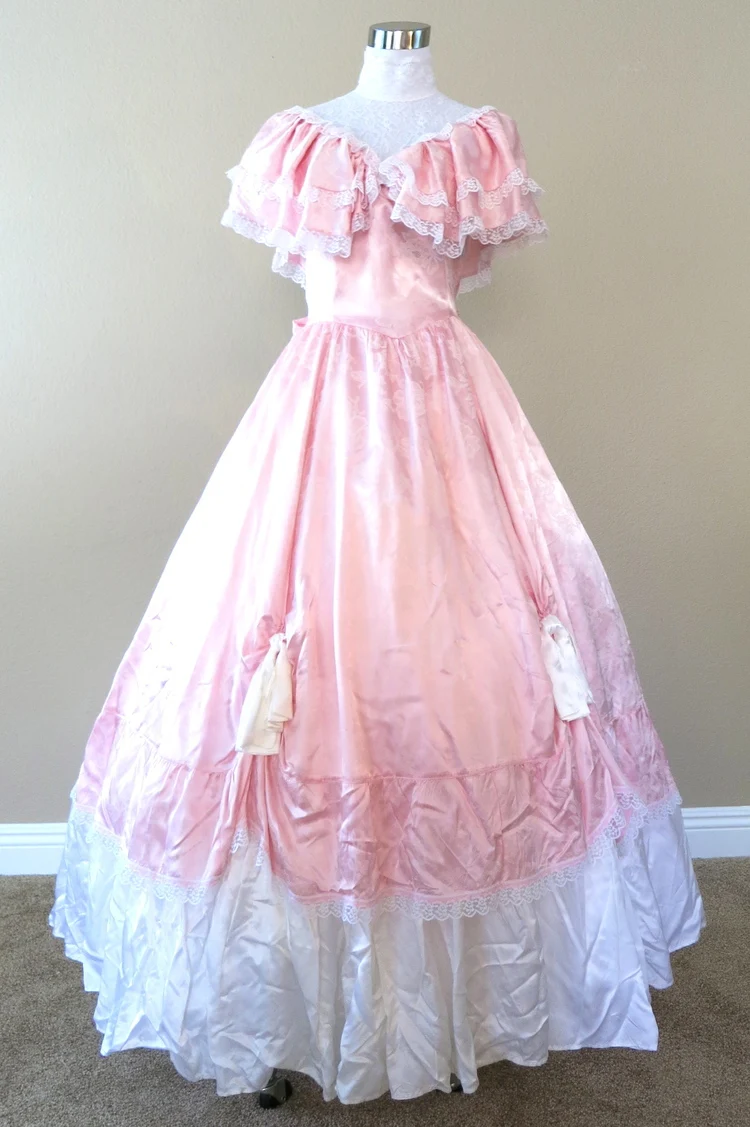 Атласное платье розового цвета в стиле гражданской войны | Женская одежда