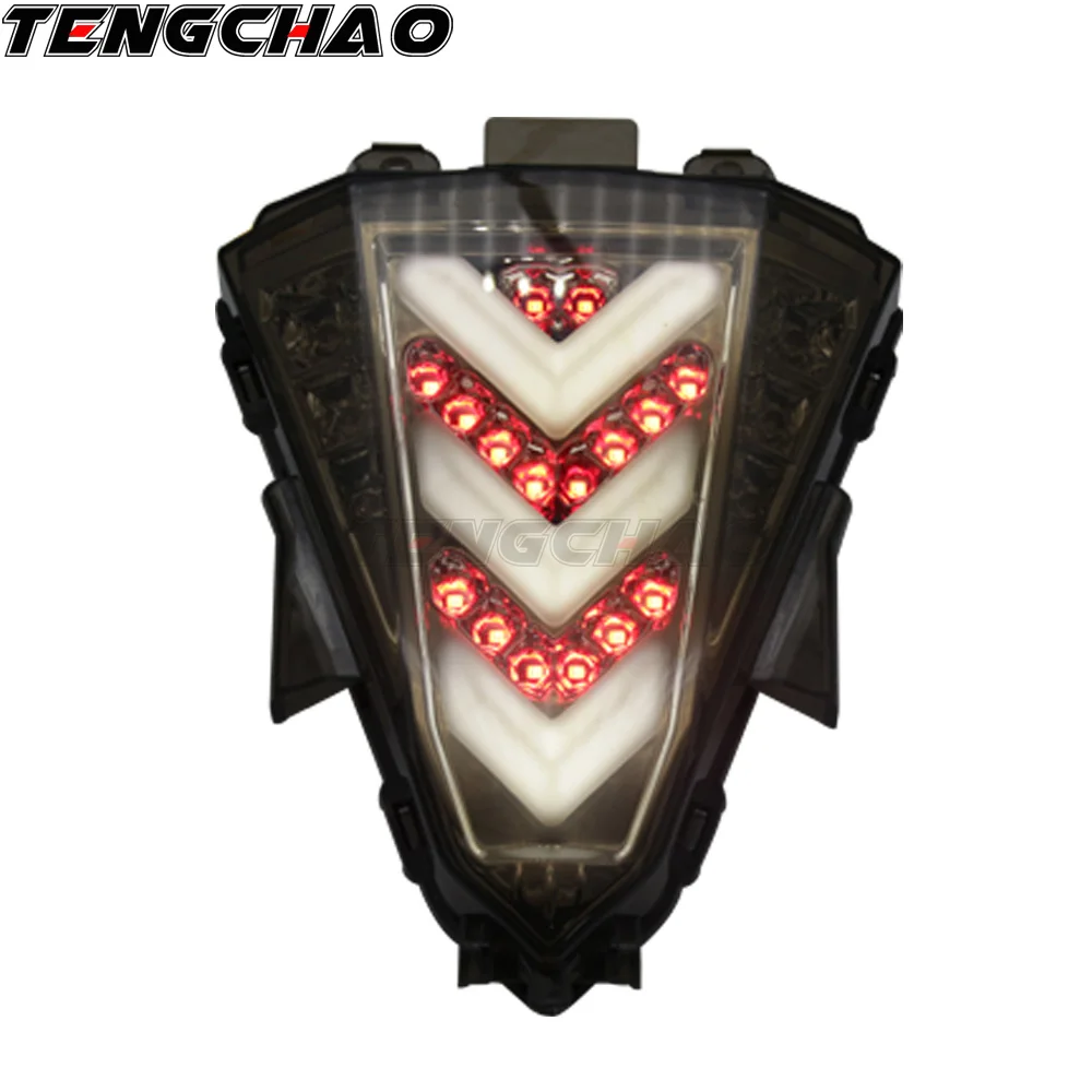 B Motorcycle taillights LED lights colorful brake lights turn signal flash For Yamaha R15 R 15 2013 parking lights - Цвет: B