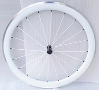 width 23mm white color carbon alloy road bike clincher wheels alloy brake surface white spokes old 100x100mm 700c