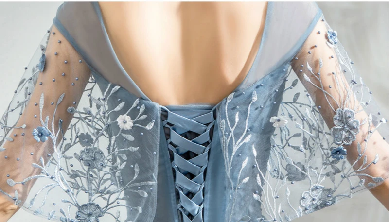 Женское коктейльное платье SSFashion серое синее с кружевной вышивкой коротким