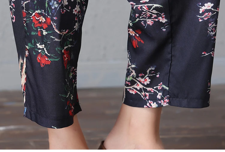 

Retro suit female spring and summer extra large loose fabric printing seven points sleeve shirt nine pants two pieces