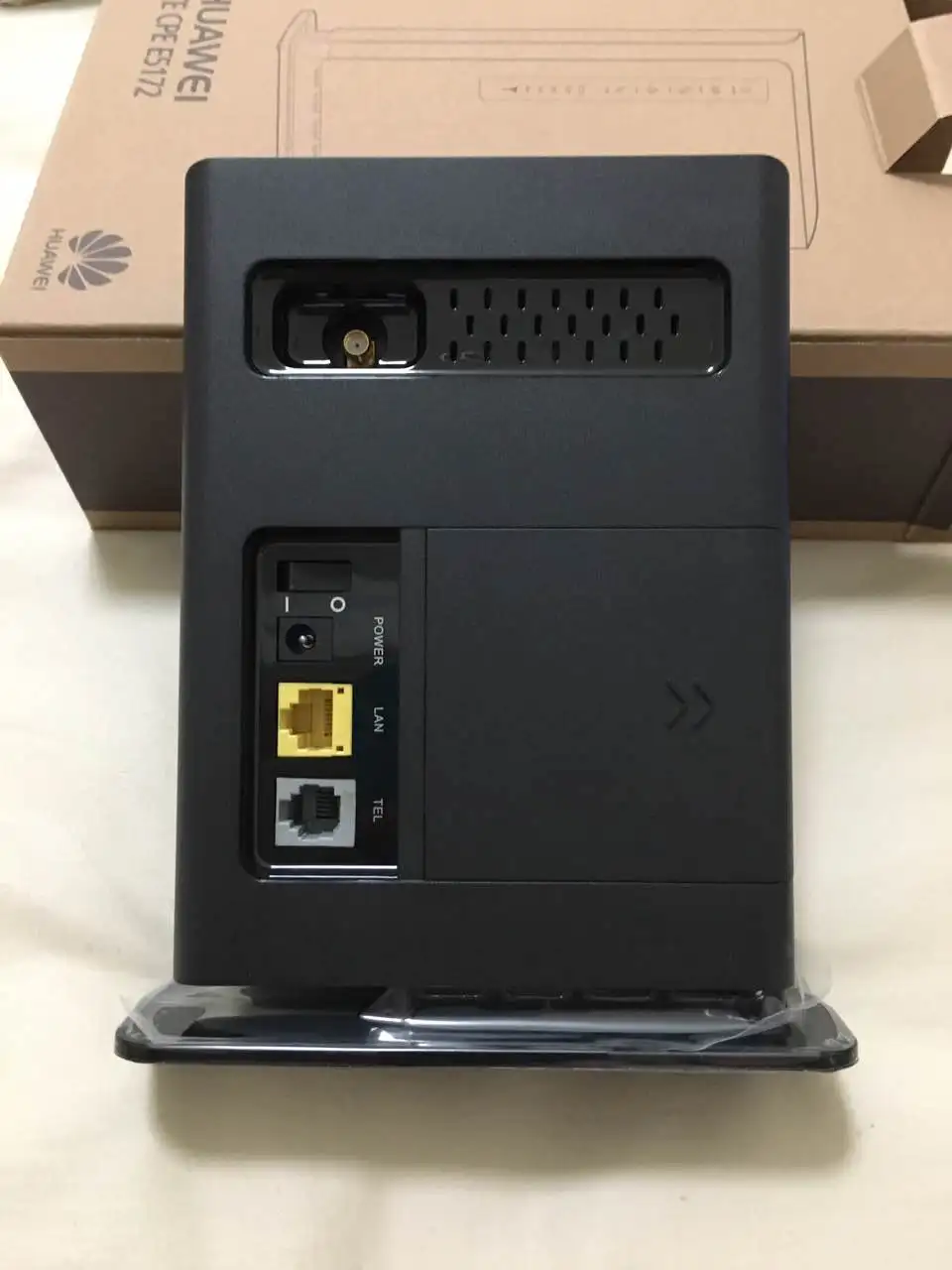 Беспроводной маршрутизатор Huawei LTE FDD850/2600 МГц Band 5/Band 7 1900/2100 850/ CPE для мобильных