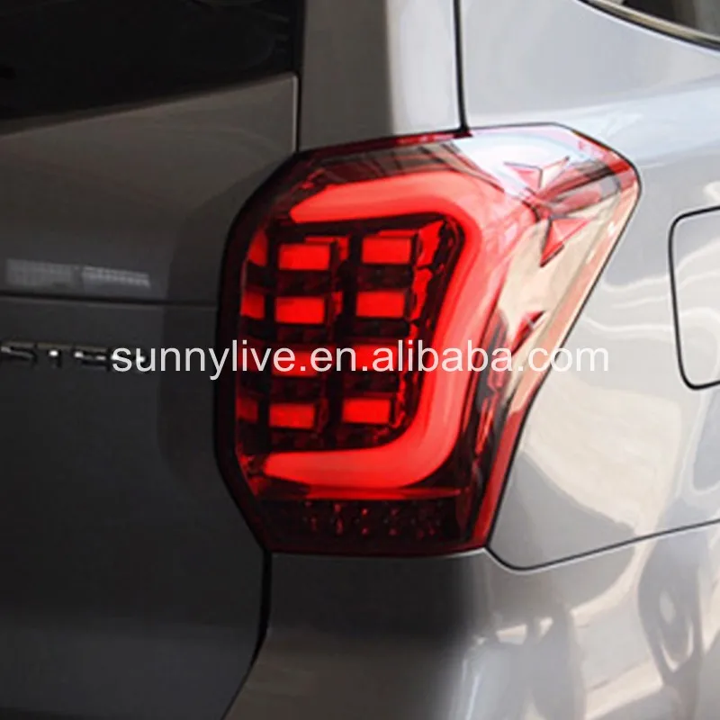 

2013-2015 ear for Subaru Forester LED Strip Rear Light Red white TW