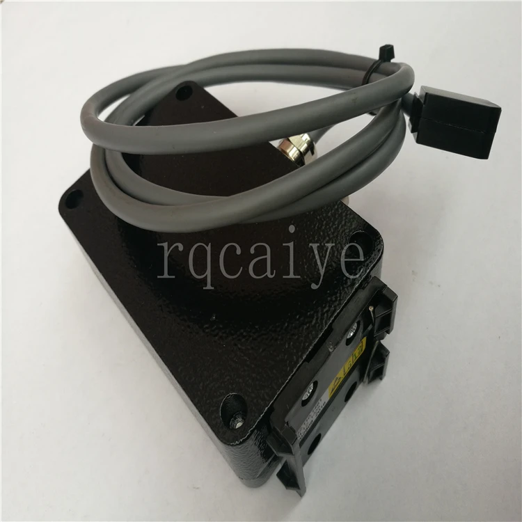 Датчик печатной машины CD102 SM102 G2.110.1461/ 61.110.1461 1 шт.