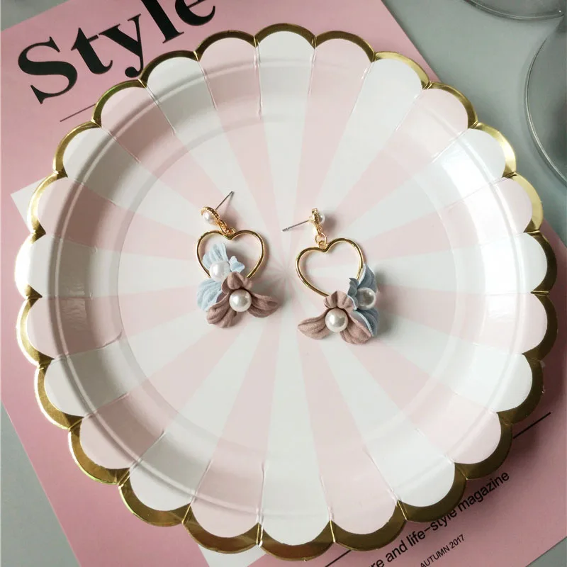 high quality Korean version Women's earrings sweet Wild fashion Baroque Fresh Flower Beautiful gift Girls accessories jewelry |