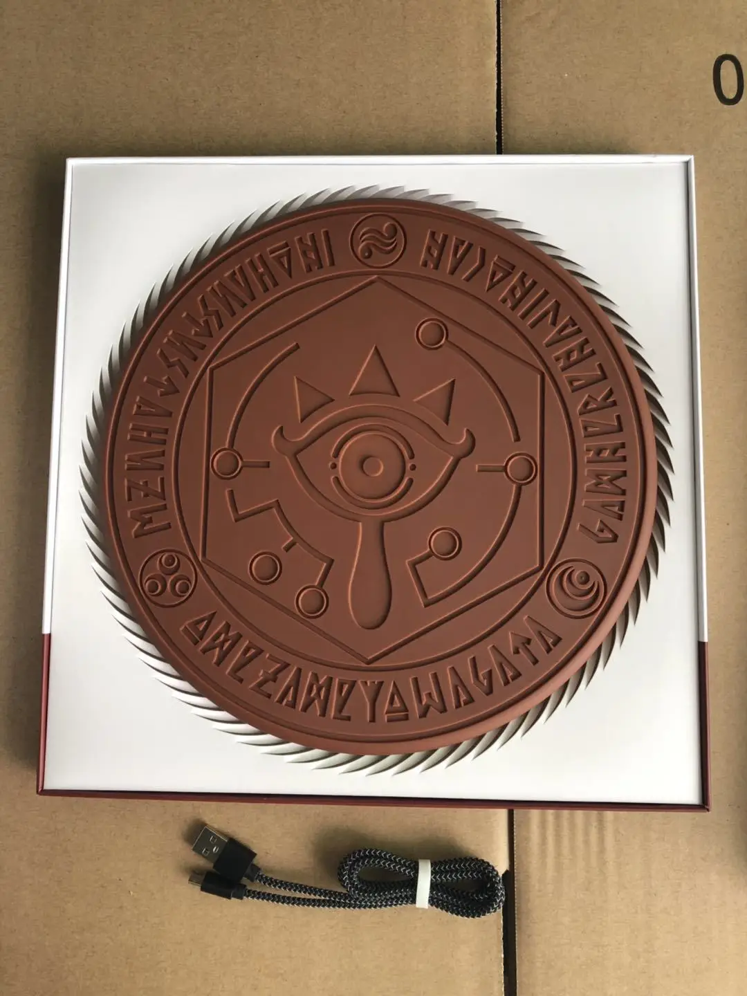 Беспроводное зарядное устройство Comic Magic, 10 Вт, магический круг, беспроводное универсальное быстрое зарядное устройство, зарядная подставка с коробкой, светодиодный Глаз Дьявола