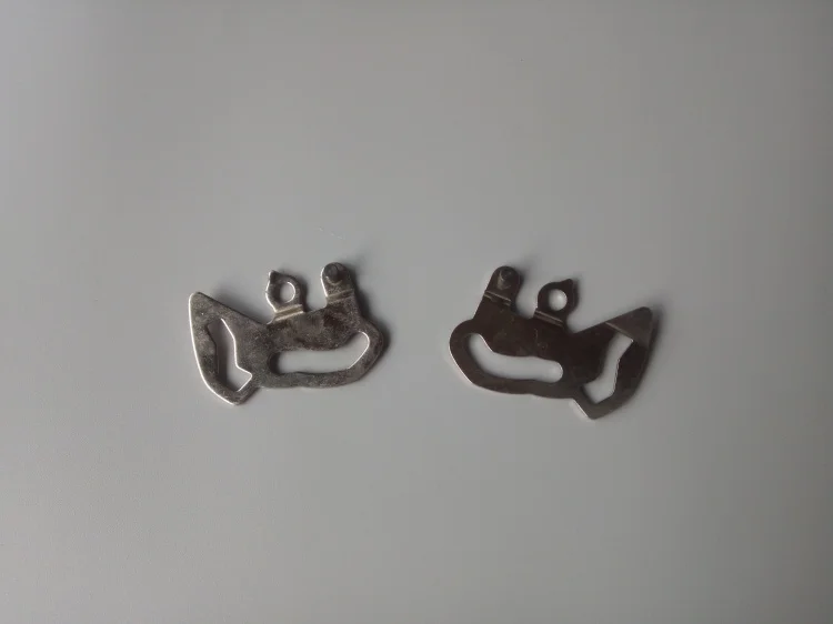 2 шт. запасные части Швейные аксессуары для Brother knitting machine KH260 A21 A22 Part No. 413367001 413370001 |