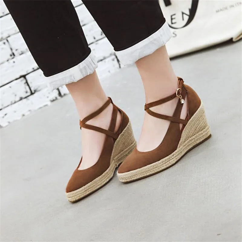 Новые модные эспадрильи на танкетке с ремешком и пряжкой женская обувь туфли