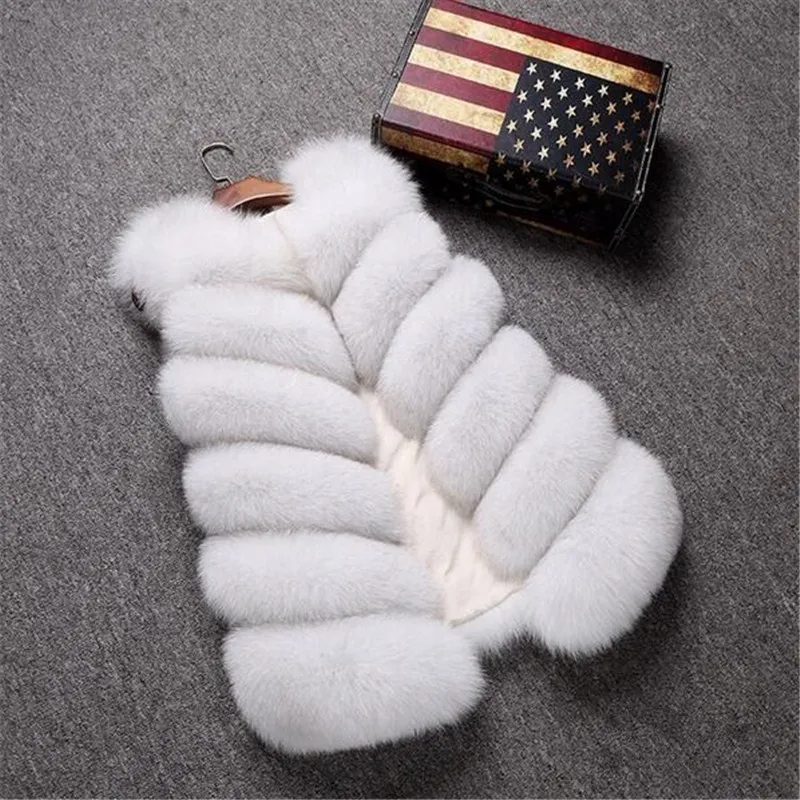 Новое зимнее теплое пальто поступление модное женское импортное меховой жилет