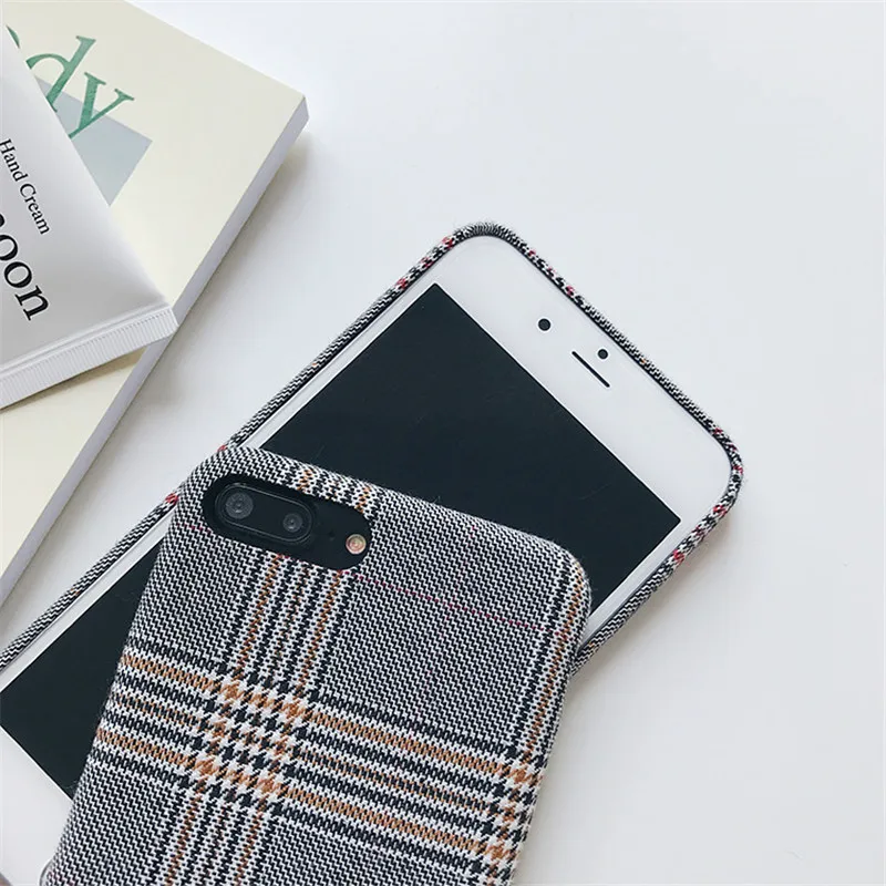 Тёплый тканевый плюшевый чехол LUDI для телефона iPhone 8 Plus простой клетчатый мягкий