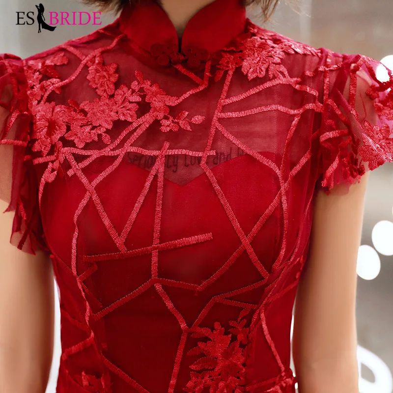 Красное длинное платье для выпускного вечера 2019 с высоким воротом коротким