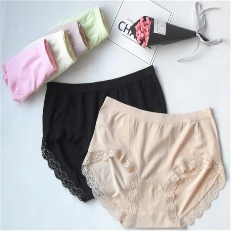 

100pcs/Young Lady Brief Soft Pure Cotton Underwear with Laces