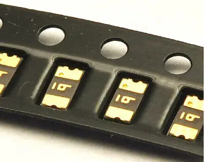 

50 ШТ. 1206 SMD Сбрасываемый Предохранитель PPTC 6 В 1.1A предохранитель