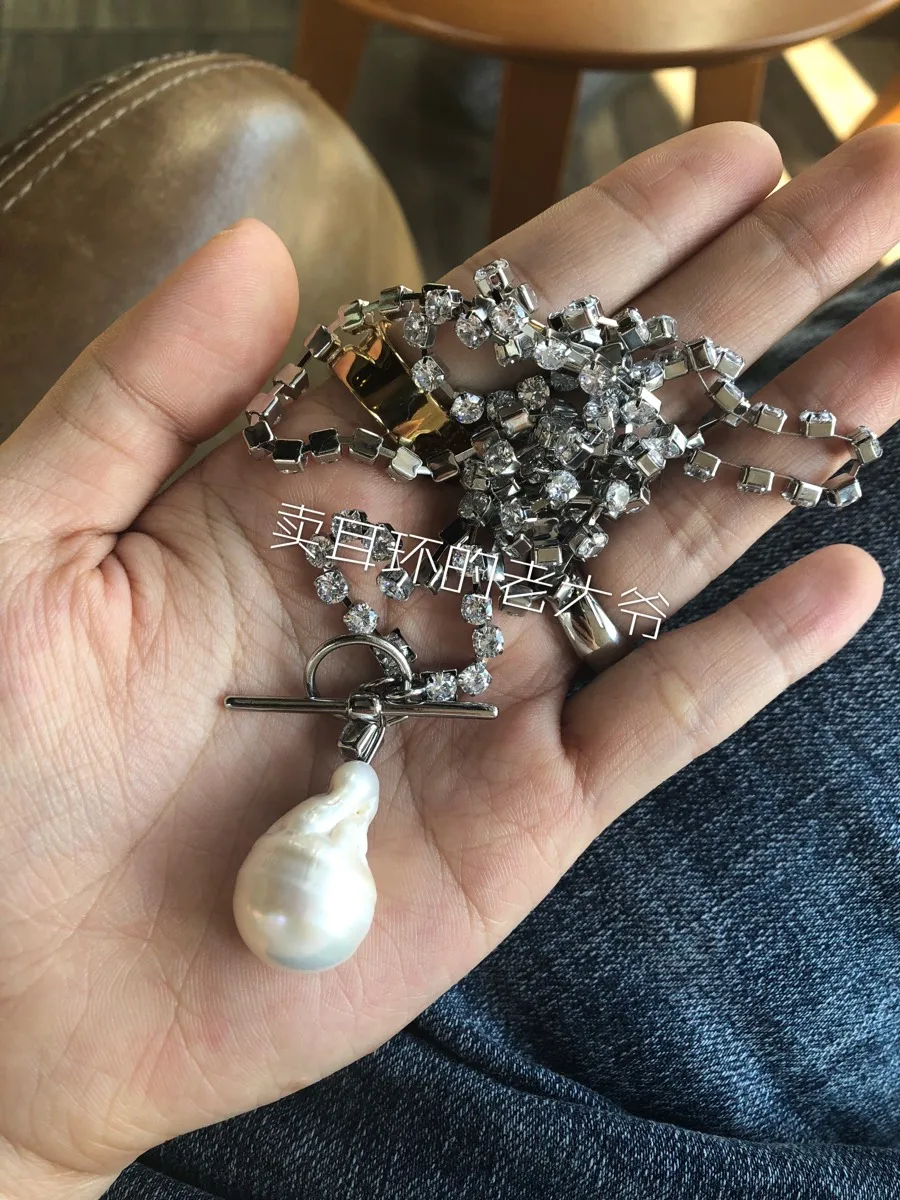 Весна и лето новый прохладный ветер природные формы барокко жемчужное ожерелье