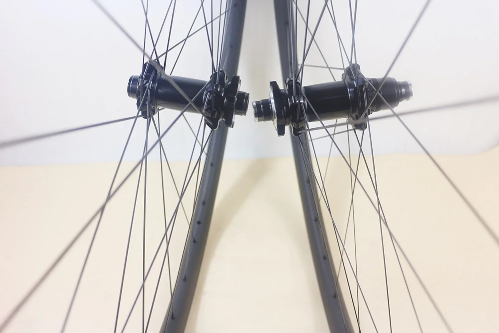 Колесная пара SKY TOP 60T 29er 650B MTB BOOST карбоновые колеса 30 мм бескамерная прямая