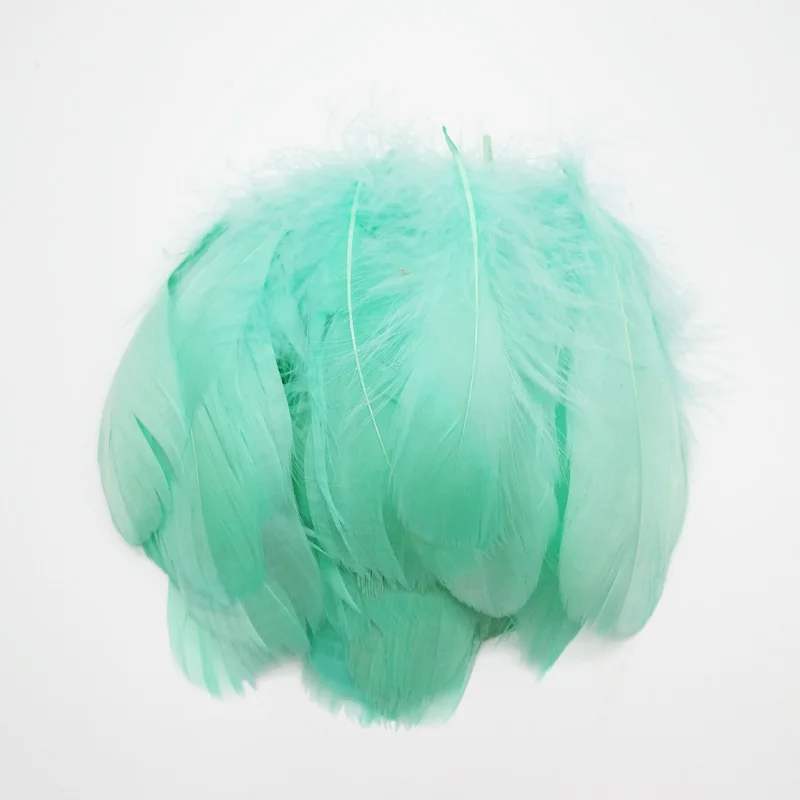 Mint Green 50 шт. Макарон цвет Лебедь перо Плюм гусиные перья для карнавала Хэллоуин Рождество самодельный декоративный дизайн свадебные украшения - Цвет: Mint Green