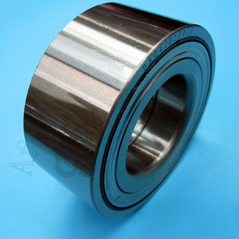 Подшипник ступицы автомобиля DAC42820036/GB12163S04(SNR)/561481/446047CA 42*82*36 мм из хромированной