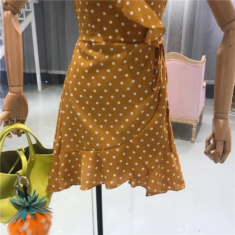 Флисовое женское платье в горошек с запахом 2019 летнее имбирное красное черное