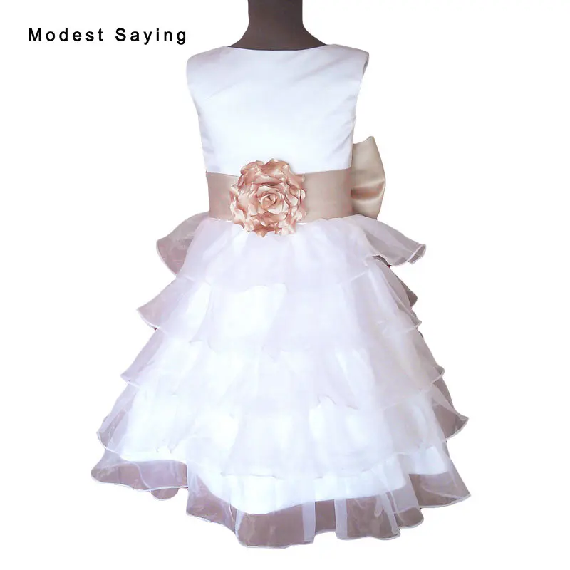 

Lovely White A-Line Tiered Flower Girl Dress 2017 with Flowers Tea-Length kids Party Prom Gowns for girl pageant YF1