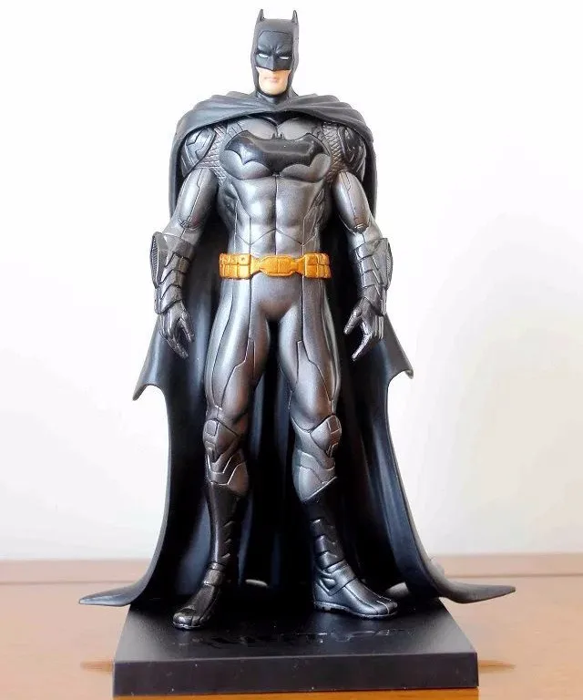Бэтмен Росомаха Figura Лига Справедливости Lanterna-Верде ARTFX + Statua X-MEN Arma X Железный