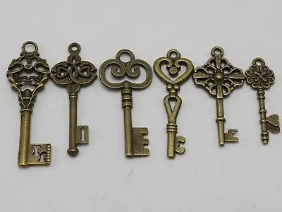 

24 Assorted Bronze Tone Alloy Key Charm Pendants Craft Jewelry Finding DIY