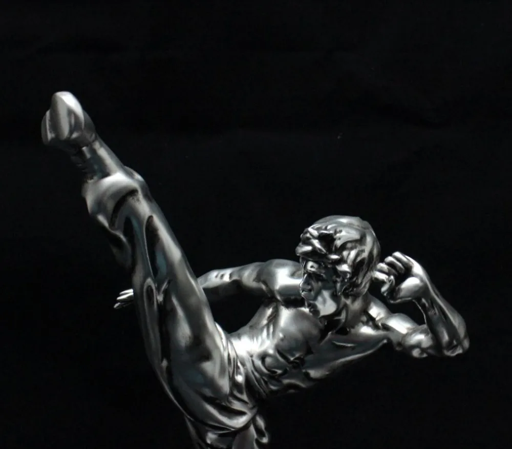 Реалистичная фигурка бруса ли ручной работы из смолы китайский кунг фу пинок