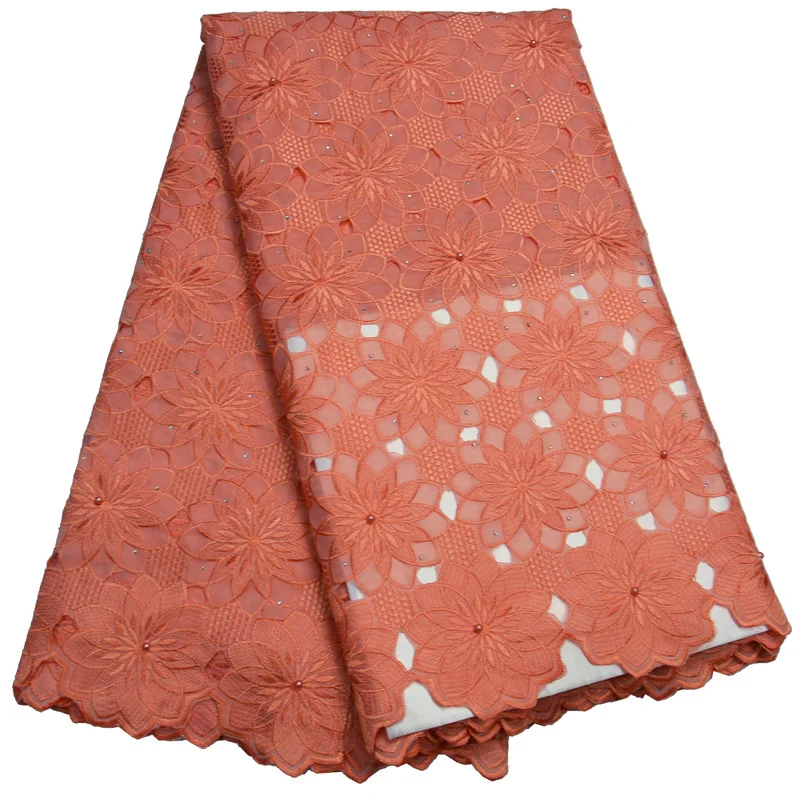 

Бесплатная доставка (5 ярдов/шт) чистая белая африканская швейцарская вуаль кружевная ткань с цветочным узором и бисером ручной работы для в...