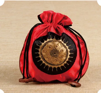 С вышивкой в традиционном китайском стиле солнце большие подарочные мешки