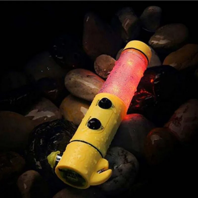 4-in-1 Safety Auto Car Emergency Escape Tool Hammer Seat Belt Cutter Rescue Tool Car Light Flashing Red Beacon LED Flash Light